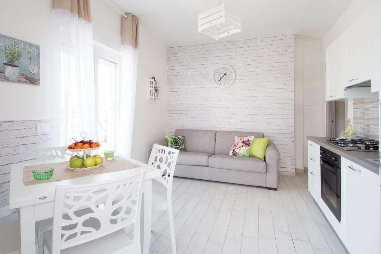 فيلا Hellen House مونوبولي المظهر الخارجي الصورة
